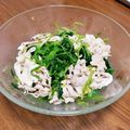 麻's cooksnap of when they made ミツバたっぷり豚しゃぶサラダ.
