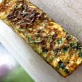 ちびまめママ◎'s cooksnap of when they made 塩昆布とニラのほんのり甘い☆卵焼き.