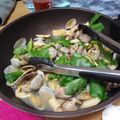 miwadish's cooksnap of when they made 簡単！菜の花と筍のあさりの白ワイン蒸し.