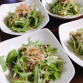 928るびすけ☆☆'s cooksnap of when they made 水菜とえのきの胡麻塩昆布サラダ.