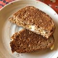 遥か遠くにいくはるか's cooksnap of when they made クリチーきなこトースト♪.