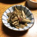 naochiino's cooksnap of when they made ベーコンで☆ごぼうと舞茸のバター醤油.