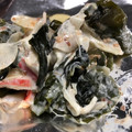 ちゃんこまんさん's cooksnap of when they made カニカマとワカメのマヨネーズ和え.