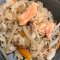 空中逆上がり's cooksnap of when they made ごま油香る♡塩鮭とキノコの炊き込みご飯.