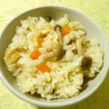 クックIT3JHF☆'s cooksnap of when they made 舞茸の炊き込みご飯.