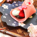 moko♪キッチン♪'s cooksnap of when they made 桜餅の皮で♡花咲く♪苺大福風の和スイーツ.
