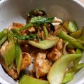 料理嫌いinフランス's cooksnap of when they made セロリと鶏肉のオイスターソース炒め.