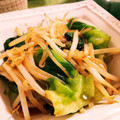 dobachi's cooksnap of when they made 簡単副菜☆レタスともやしのオイスター炒め.