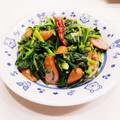 ekokan's cooksnap of when they made くきたち菜とベーコンのにんにく炒め.