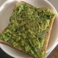 クックZ8J4H4☆'s cooksnap of when they made アボカドギー・トースト.