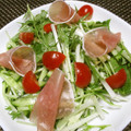 ジョングレ's cooksnap of when they made 水菜ときゅうりのサラダ.