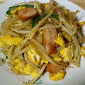 ☆ともすけ♪☆'s cooksnap of when they made もやしとソーセージのオイスターソース炒め.