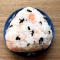 ☆あいちゃん's cooksnap of when they made わかめ＆明太おにぎり.