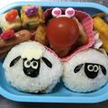 KKTmom's cooksnap of when they made 簡単！ひつじのショーンおにぎり☆キャラ弁.