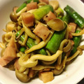 Aco313's cooksnap of when they made 厚切りベーコンとアスパラ、エリンギ炒め.