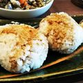 おすわりつんこ's cooksnap of when they made ごま油が効いてる！焼おにぎり.