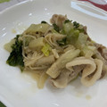 ライフハックルブログ's cooksnap of when they made 豚肉と白菜 蓮根のオリーブオイル炒め❀.