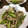 クックRARDAU☆'s cooksnap of when they made アスパラガスとしめじ炒め♪.