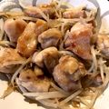 yumtas♥'s cooksnap of when they made もやしでカサ増し！鶏肉のガリバタ醤油炒め.