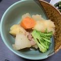 kotorinpi's cooksnap of when they made 大根★ジャガイモ&ベーコンの洋風煮物.