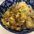 まどじろう's cooksnap of when they made 春キャベツと鯖味噌缶のさっと煮.