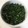 daisukemom's cooksnap of when they made 苦くない人参の葉っぱのお浸し.