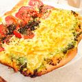 kaokaofood's cooksnap of when they made しらすとジェノベーゼソースのピザ.