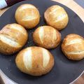 bellchia's cooksnap of when they made プレッツェルの生地でプチパン.