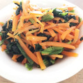 gitanopapa's cooksnap of when they made ほうれん草と人参のナムル.