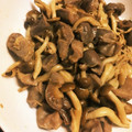 ＊にょにょん＊'s cooksnap of when they made 砂肝としめじのあっさりぽん酢炒め♪.