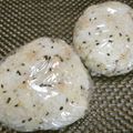 ジョングレ's cooksnap of when they made お弁当に♪ツナとごまのおにぎり.