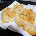れいちょんぐ's cooksnap of when they made 簡単‼　時間が経ってもサクサクかき揚げ.