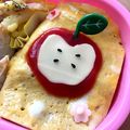 37ぱぁ♡'s cooksnap of when they made ＊キャラ弁＊　リンゴ印のオムライス.