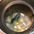 わたるんママ's cooksnap of when they made 豆もやしわかめスープ.
