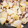 わっかちゃん's cooksnap of when they made レンジ時短で簡単！大根と豚肉の煮物.