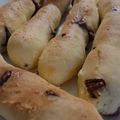 TaniYuri's cooksnap of when they made 超簡単HMでチョコスティックパン？.