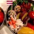 ricosweets's cooksnap of when they made 簡単 お弁当♥カニカマでお花♡.