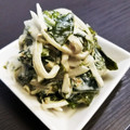かぉちゃん♥'s cooksnap of when they made 新玉ねぎとワカメのサラダ.