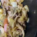 ☆MaYuMiママ☆'s cooksnap of when they made ウインナーとキャベツの味噌バター炒め.