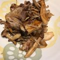 初心者はっちー's cooksnap of when they made 超簡単！豚肉と玉ねぎきのこのポン酢炒め.