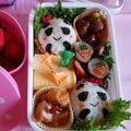 YUN♡TEN's cooksnap of when they made キャラ弁＊簡単♪パンダちゃんおにぎり弁当.