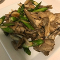 miho3miho3's cooksnap of when they made 超簡単！アスパラと舞茸のバター炒め.