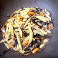 aomeri31's cooksnap of when they made めんつゆで味付け！ひじきとジャガイモ炒め.