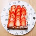 なふぃこ's cooksnap of when they made 苺とクリチの練乳トースト❤.