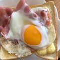 黄金の輝き亭's cooksnap of when they made 目玉焼きベーコントースト（ラピュタパン）.