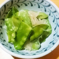 ヒロぴょん母's cooksnap of when they made さやえんどうと玉ねぎの味噌炒め.