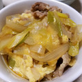 re_ni's cooksnap of when they made 簡単美味・牛肉と白滝と玉葱のすき焼き風煮.