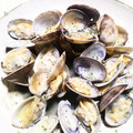 KUMI KUMI's cooksnap of when they made 簡単　アサリの酒蒸し.