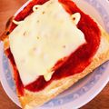 テルキッチン's cooksnap of when they made ケチャップだけで作るピザトースト.