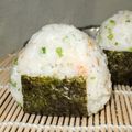 ladyoscar's cooksnap of when they made パクチーおにぎり★.